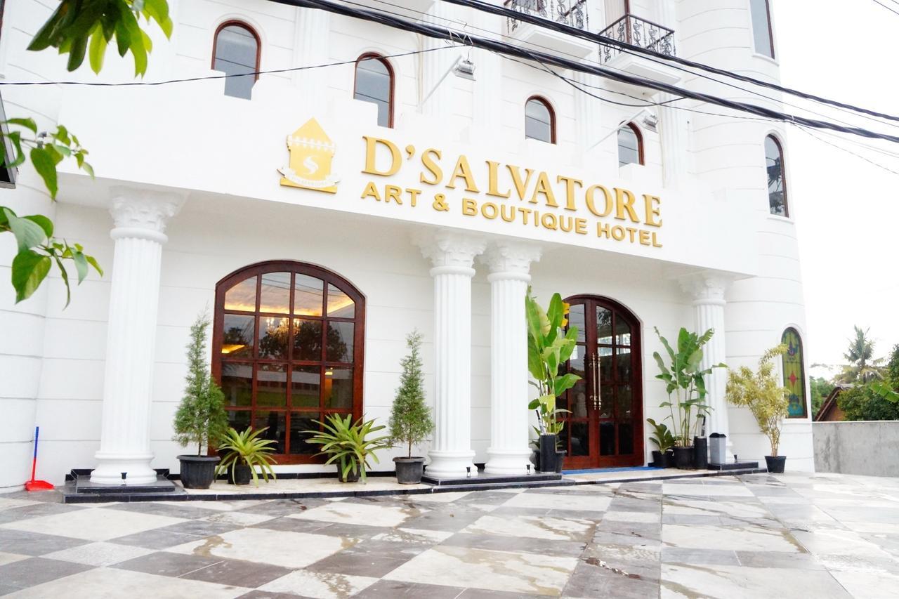 d'Salvatore Boutique Hotel Yogyakarta Maguwo Extérieur photo